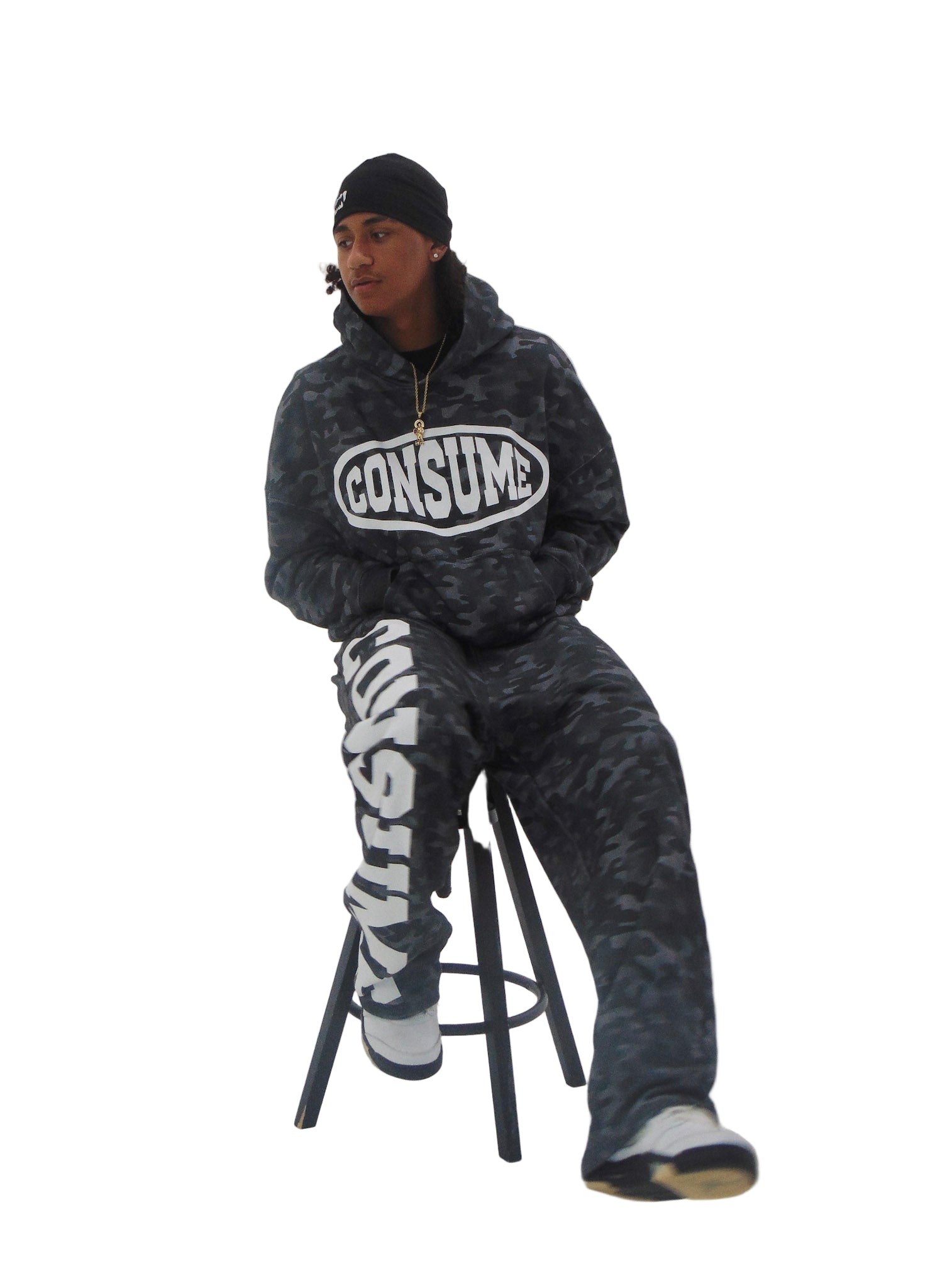 CAMO SWEATS
